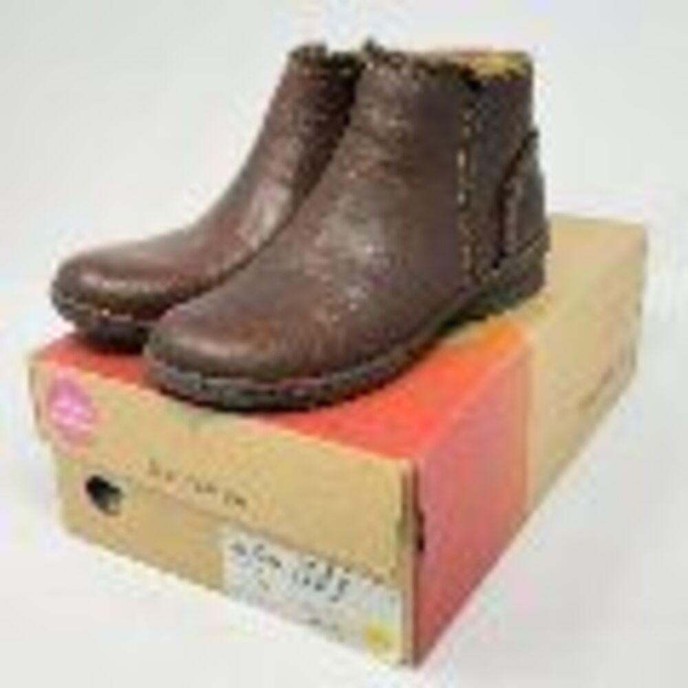 Comfortiva Fallston Ankle Boots Women's US 7.5 M Brown Leather Zipper Winter NEW